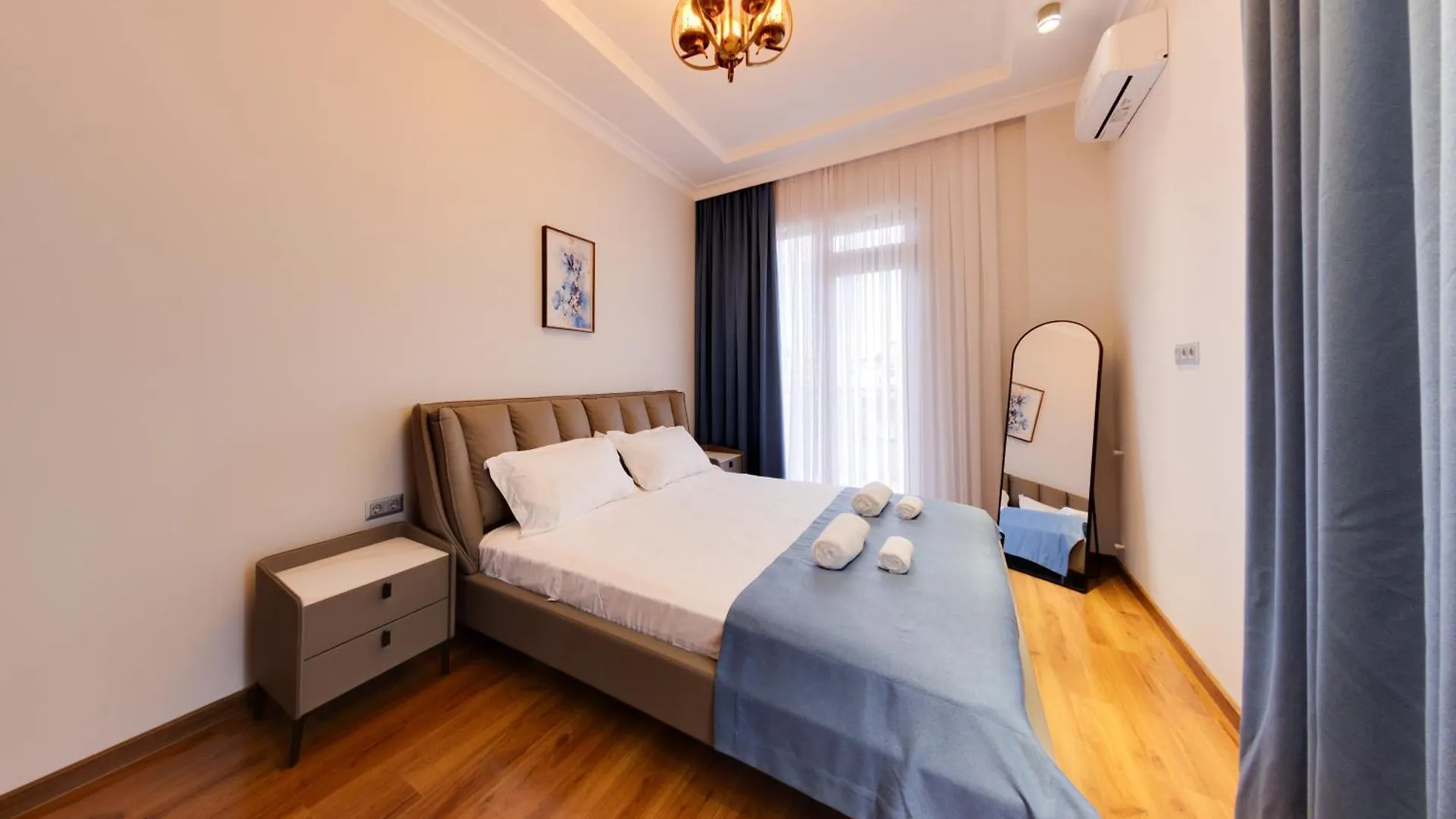 Sun Wine Hotel Batumi 0*,  Georgia
