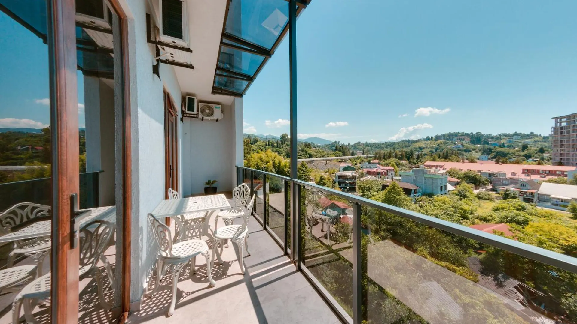 Sun Wine Hotel Batumi Bed & Breakfast